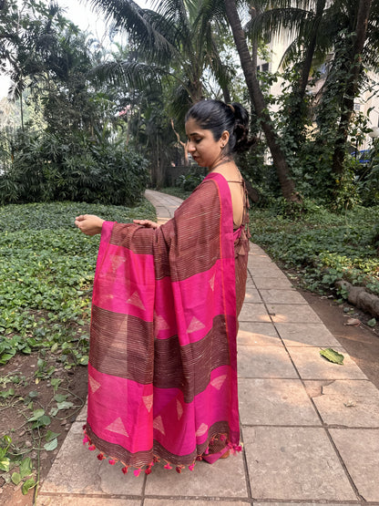 Brown cotton saree with Kantha stitch and Pink border