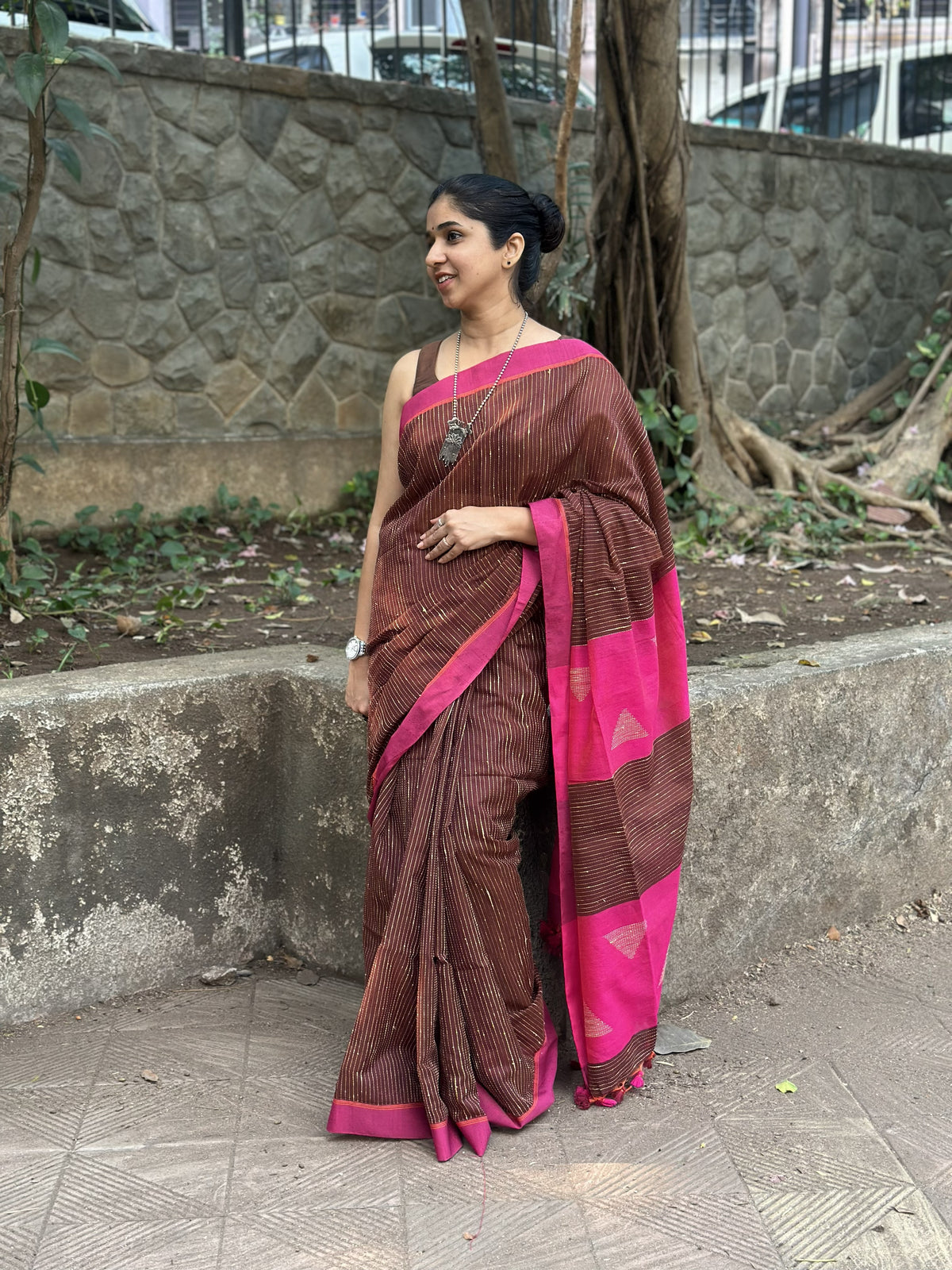 Brown cotton saree with Kantha stitch and Pink border