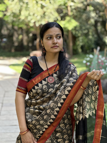 Black and beige Maheshwari cotton silk saree with red pallu